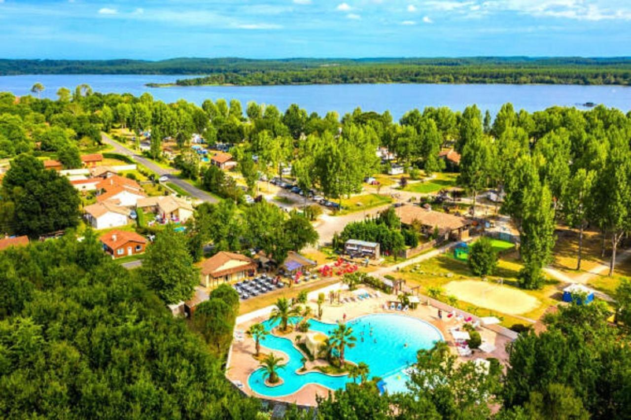 Campsite D'antheron - Mobile-home - 6 Pers - 3 Ch - Piscine